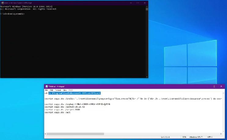Copy dòng lệnh thứ nhất từ bảng trắng và paste vào Command Prompt.